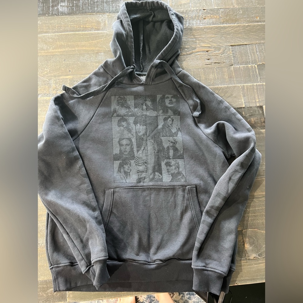 Taylor swift concert hoodie (saved and privately sold for @yolanda_yang)